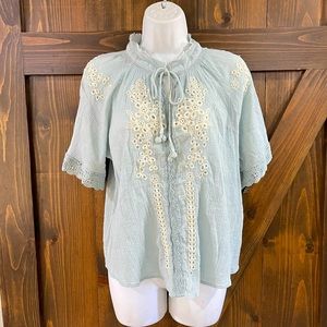 Chelsea & Theadore Womens blouse Size M